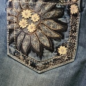 Miss Me Daisy Pocket  *Rare*